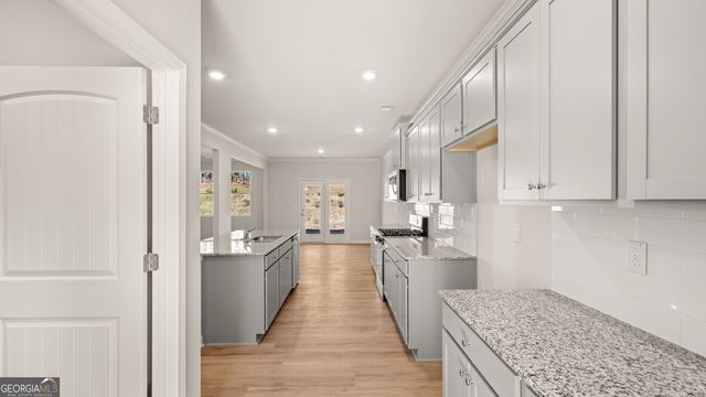 136 Crooked Lake Park, Villa Rica, GA 30180