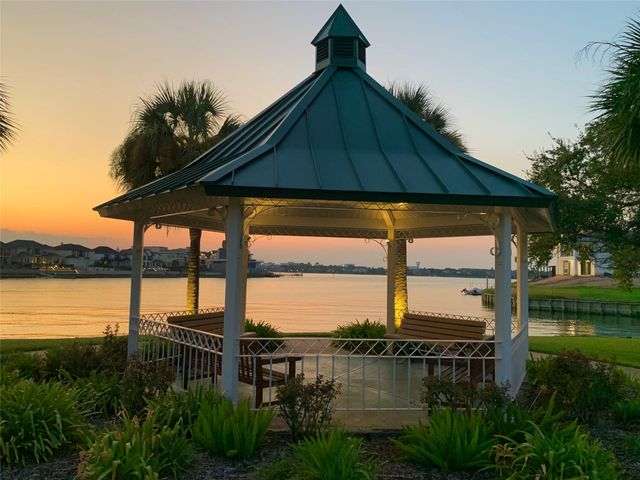 2372 Calypso Lane, League City, TX 77573