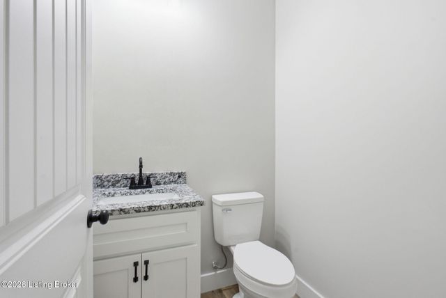 617 Ridge Crest Dr, Harrodsburg, KY 40330