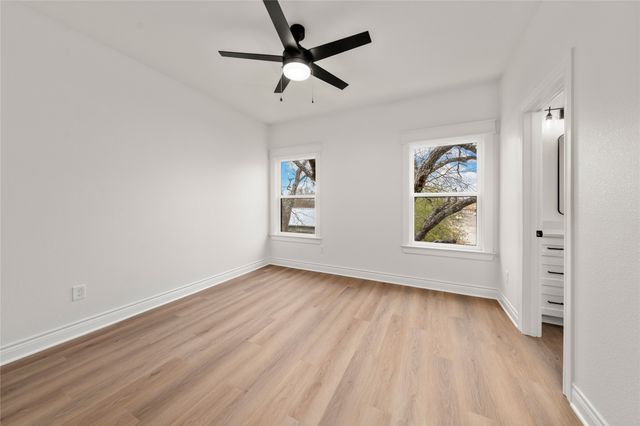 307 Live Oak Trail, Valley Mills, TX 76689