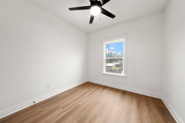 307 Live Oak Trail, Valley Mills, TX 76689