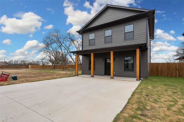 307 Live Oak Trail, Valley Mills, TX 76689