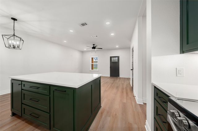 307 Live Oak Trail, Valley Mills, TX 76689