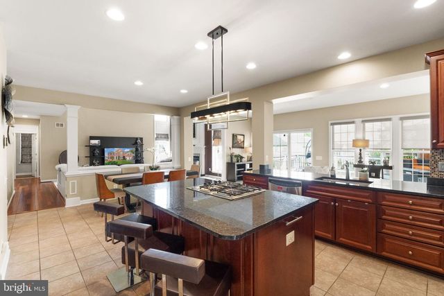 25831 RAWLEY SPRINGS DR, Chantilly, VA 20152