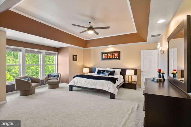 25831 RAWLEY SPRINGS DR, Chantilly, VA 20152