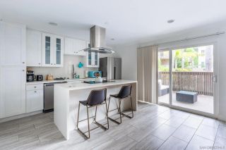 8529 Villa La Jolla Drive E, La Jolla, CA 92037