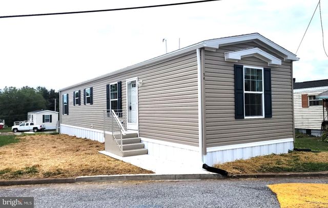14 CHARLES AVE, Birdsboro, PA 19508