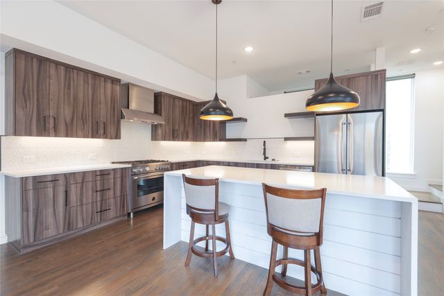 1901 N Carroll Avenue 101, Dallas, TX 75204