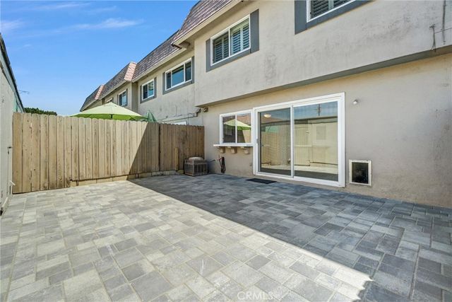 4107 Larwin Avenue, Cypress, CA 90630