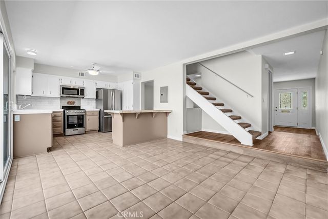 4107 Larwin Avenue, Cypress, CA 90630