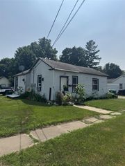 600 St Joseph Street, Sturgis, MI 49091