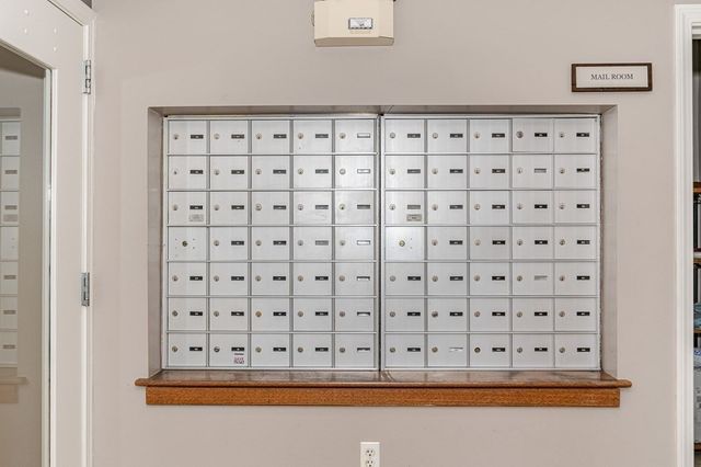 35 Riverwalk Way R302, Lowell, MA 01854