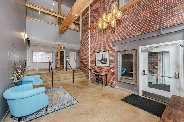 35 Riverwalk Way R302, Lowell, MA 01854