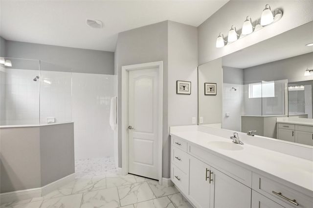 7545 RIDGELAKE CIRCLE, Bradenton, FL 34203