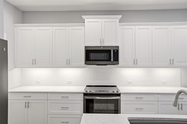7545 RIDGELAKE CIRCLE, Bradenton, FL 34203