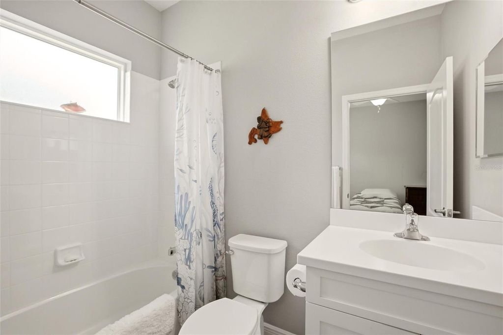 Image 24 of property listing at 7545 RIDGELAKE CIRCLE, Bradenton, FL 34203