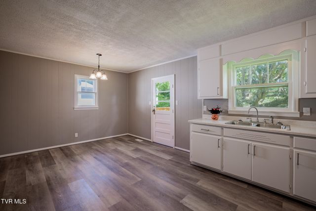 2616 Park Avenue, Johnson City, TN 37601