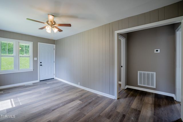 2616 Park Avenue, Johnson City, TN 37601