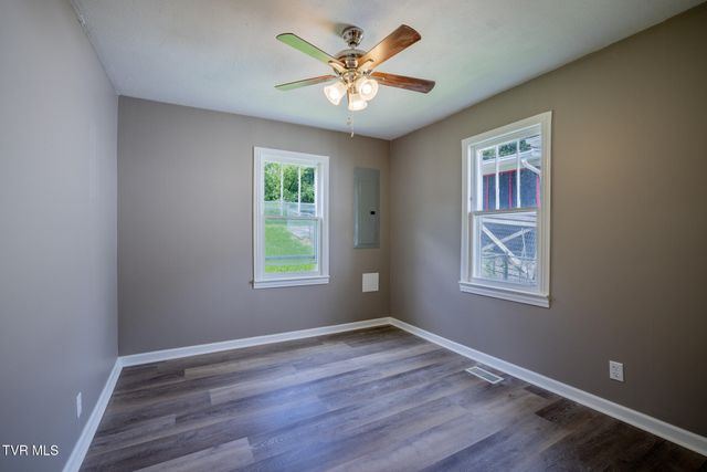 2616 Park Avenue, Johnson City, TN 37601