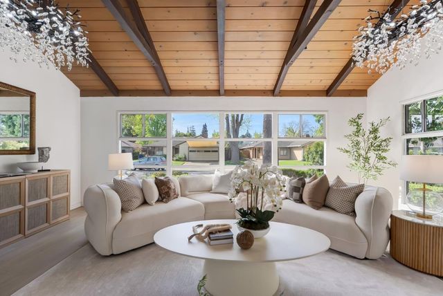 121 Lois Lane, Palo Alto, CA 94303