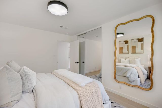 121 Lois Lane, Palo Alto, CA 94303