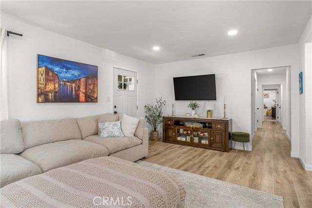 2055 E Nord, Compton, CA 90222