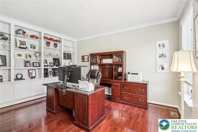 955 Yorkshire Drive, Upper Macungie Twp, PA 18031