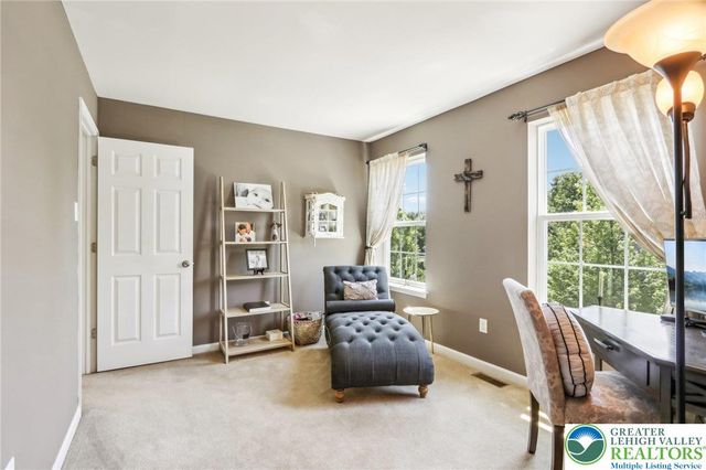 955 Yorkshire Drive, Upper Macungie Twp, PA 18031