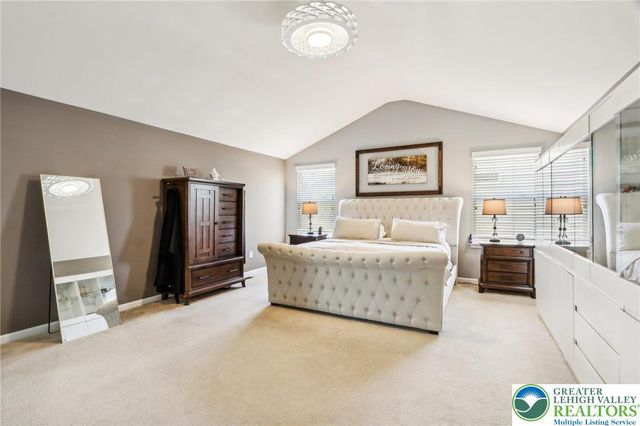 955 Yorkshire Drive, Upper Macungie Twp, PA 18031