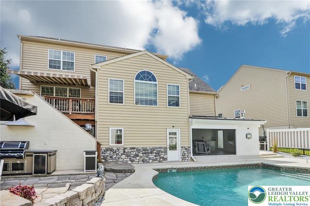 955 Yorkshire Drive, Upper Macungie Twp, PA 18031