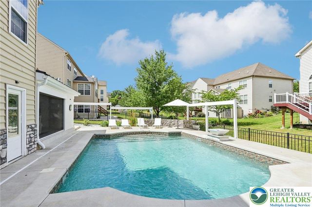 955 Yorkshire Drive, Upper Macungie Twp, PA 18031