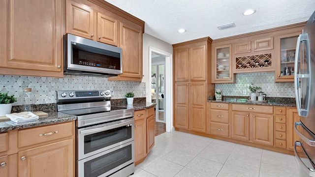 2262 SPRINGS LANDING BOULEVARD, Longwood, FL 32779
