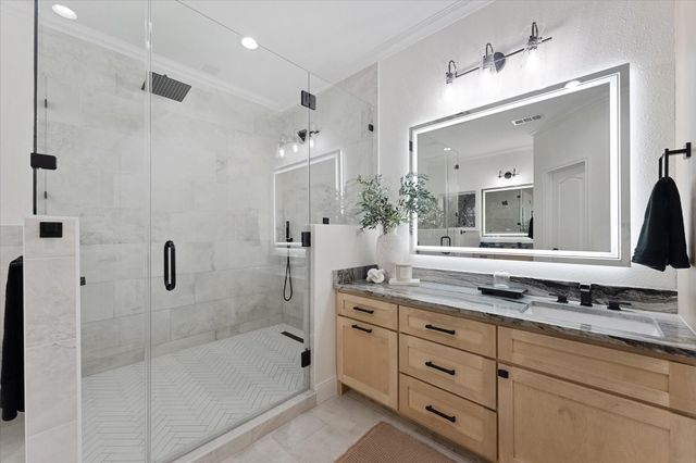 368 Ridgelake Scenic Drive, Montgomery, TX 77316