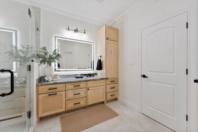 368 Ridgelake Scenic Drive, Montgomery, TX 77316