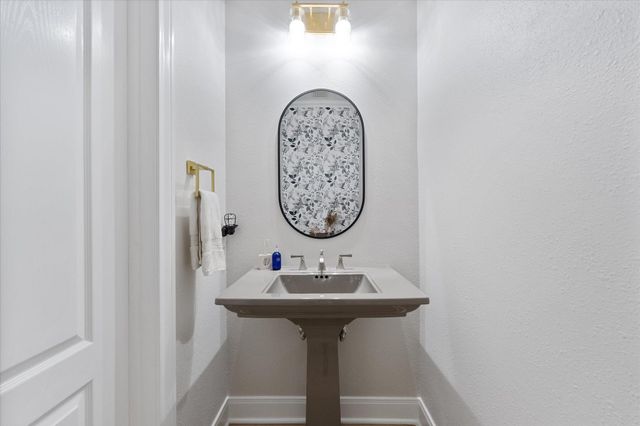 368 Ridgelake Scenic Drive, Montgomery, TX 77316