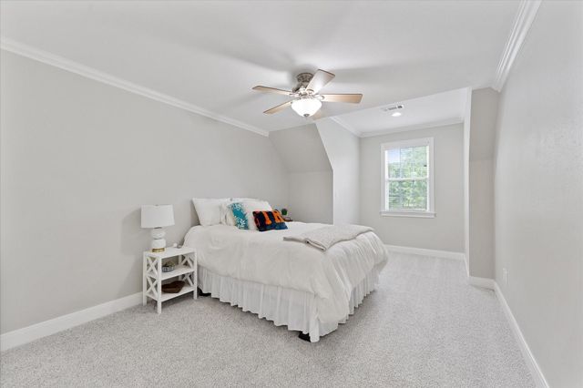 368 Ridgelake Scenic Drive, Montgomery, TX 77316