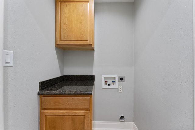 368 Ridgelake Scenic Drive, Montgomery, TX 77316