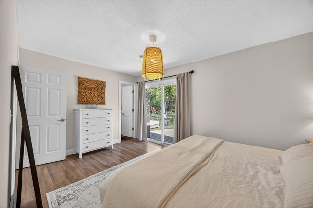 7270 Timber Lane N, Maple Grove, MN 55369