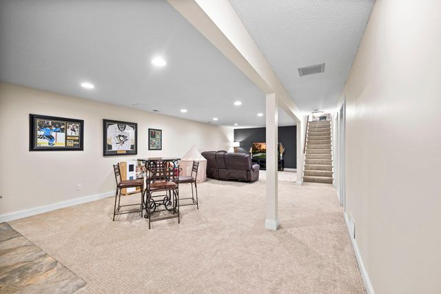 7270 Timber Lane N, Maple Grove, MN 55369