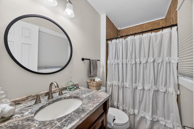 7270 Timber Lane N, Maple Grove, MN 55369
