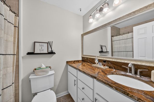 7270 Timber Lane N, Maple Grove, MN 55369