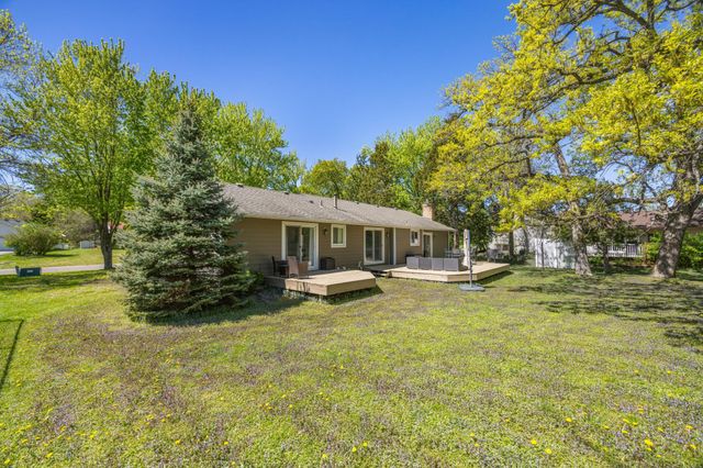7270 Timber Lane N, Maple Grove, MN 55369