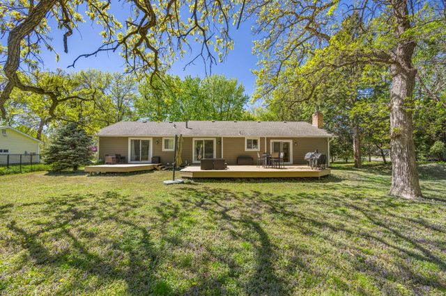 7270 Timber Lane N, Maple Grove, MN 55369