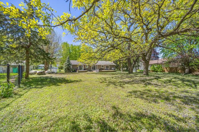 7270 Timber Lane N, Maple Grove, MN 55369