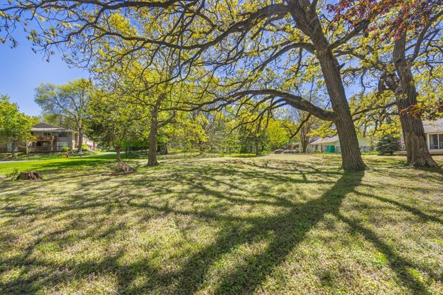 7270 Timber Lane N, Maple Grove, MN 55369