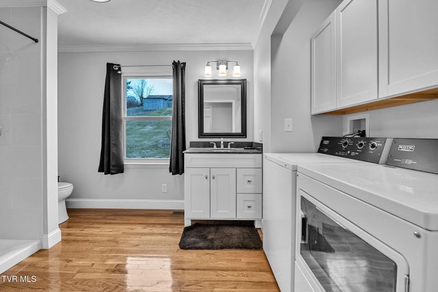 826 Southwest Mosby Street, Abingdon, VA 24210