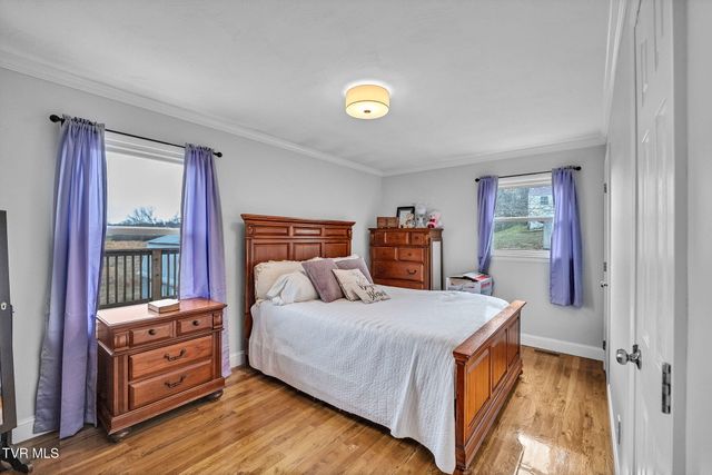 826 Southwest Mosby Street, Abingdon, VA 24210