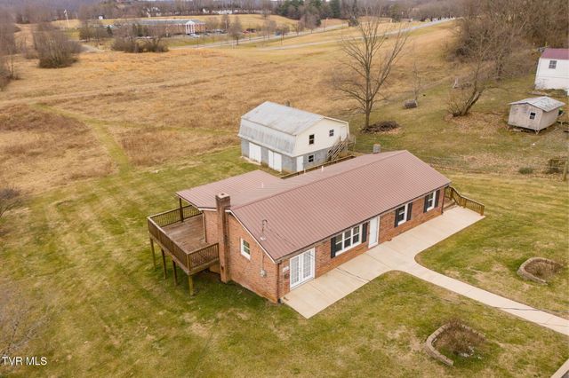 826 Southwest Mosby Street, Abingdon, VA 24210