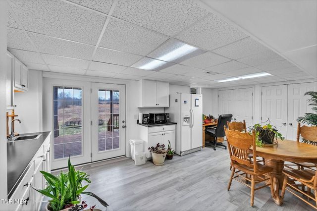 826 Southwest Mosby Street, Abingdon, VA 24210