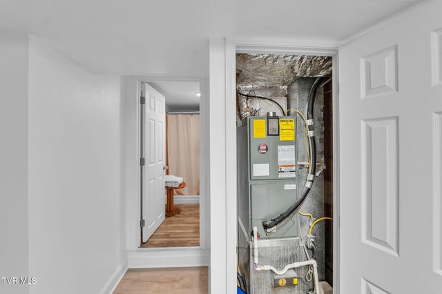 826 Southwest Mosby Street, Abingdon, VA 24210